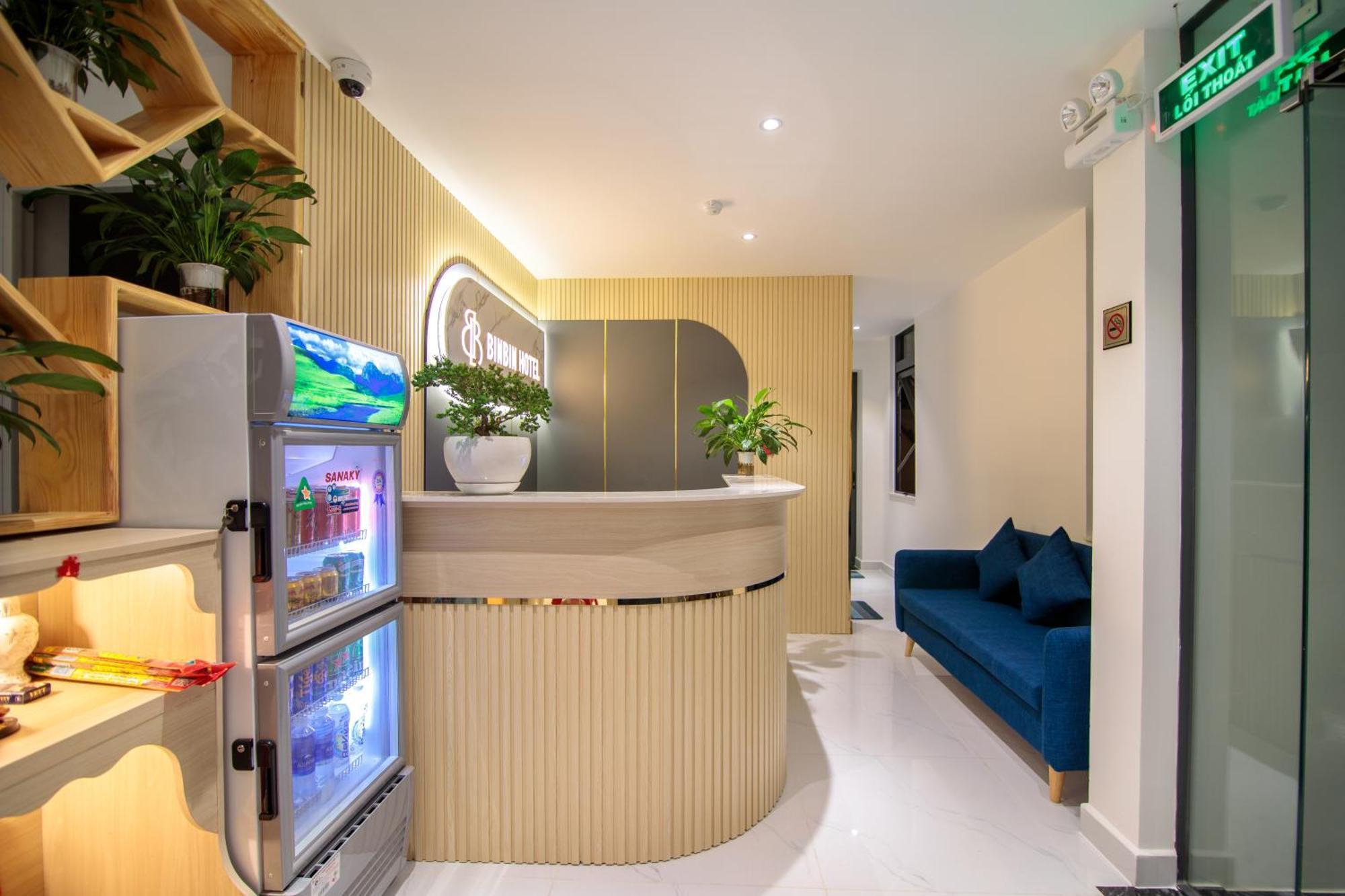 Bin Bin 11 Near Island Diamond * Ho Chi Minh City